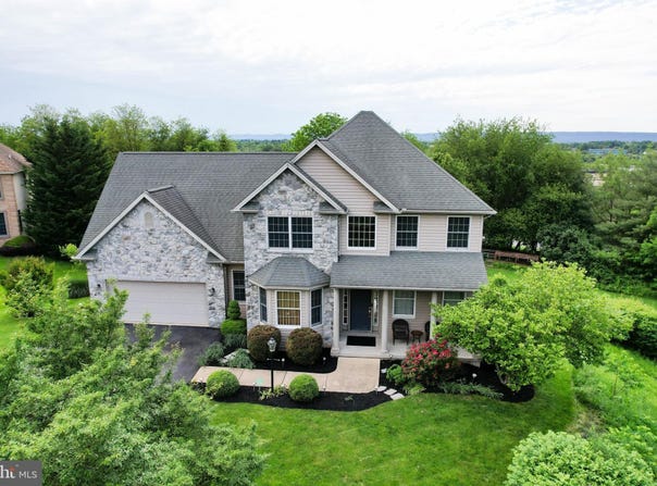 5110 MAPLE LEAF COURT, MECHANICSBURG, PA 17055