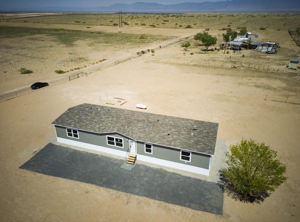297 HARRISON Road, Belen, NM 87002