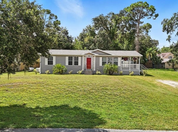2018 Euclid Street, New Smyrna Beach, FL 32168