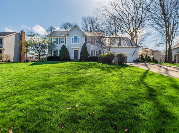 9120 Bletchley Avenue NW, North Canton, OH 44720