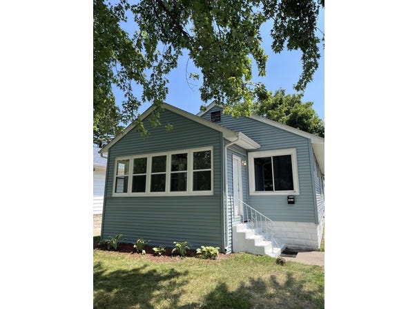7411 Jackson Avenue, Hammond, IN 46324