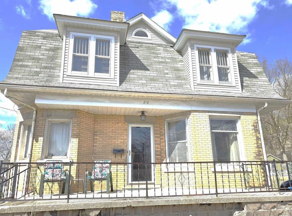212 JEFFERSON Street, Savanna, IL 61074