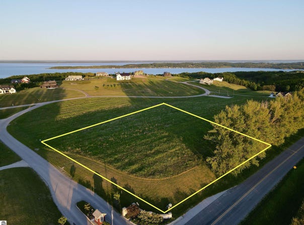 Lot 4 E John Michael Drive, Suttons Bay, MI 49682