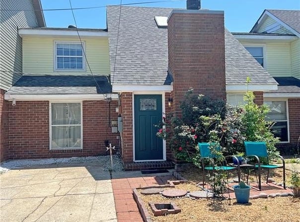 81 STANTON HALL Drive, Destrehan, LA 70047