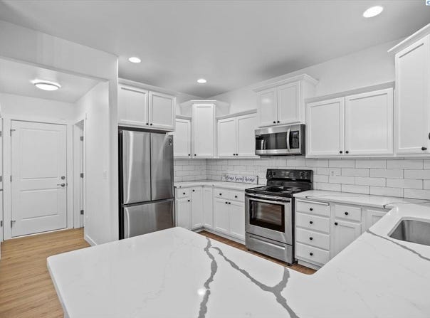 4333 NW Commons Dr, Pasco, WA 99301
