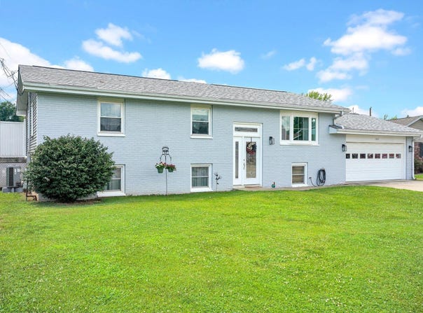 1803 Linwood Drive, Bedford, IN 47421