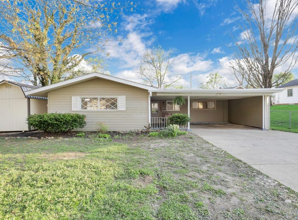 1370 Lynn Drive, Lancaster, OH 43130