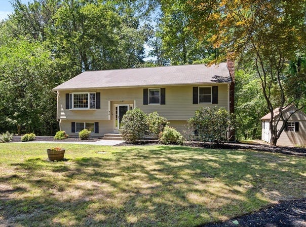 4 Revolutionary Road, Acton, MA 01720