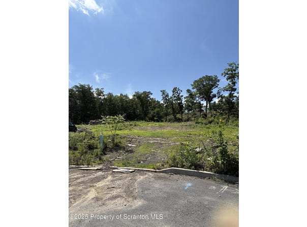 Lot #6 RAILROAD Street, Moosic, PA 18507
