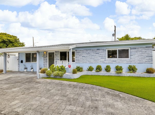 341 NE 49th Street, Oakland Park, FL 33334