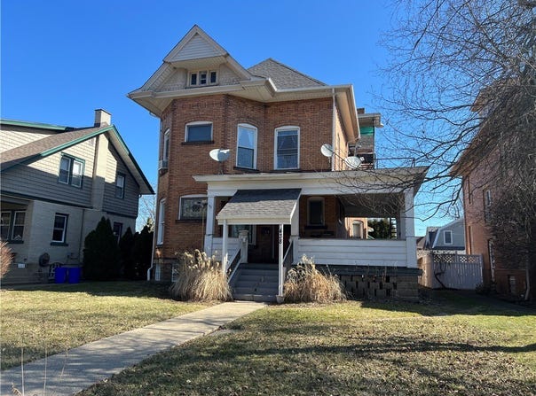 438 Lincoln Ave, Beaver, PA 15009