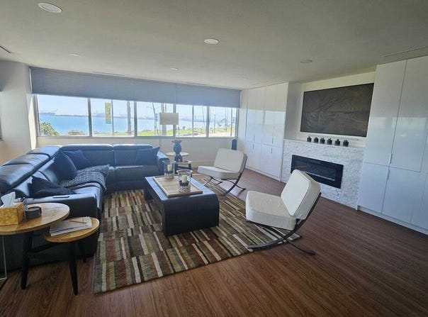 2999 E Ocean Blvd, Long Beach, CA 90803
