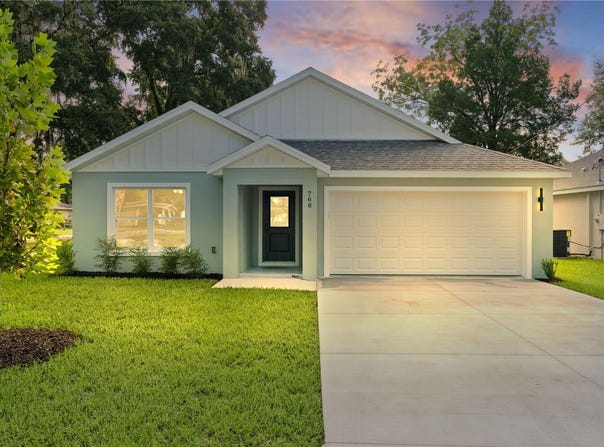 110 SEQUOIA Trail, OCKLAWAHA, FL 32179