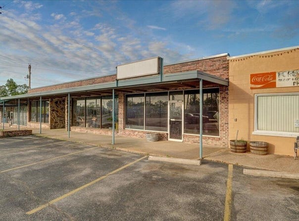 Forsyth, MO 65653
