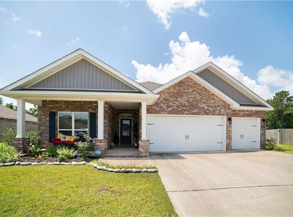 9107 Oak Alley Way, Grand Bay, AL 36541