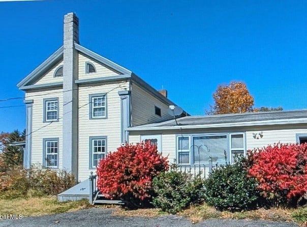 230 S Road, Stephentown, NY 12018