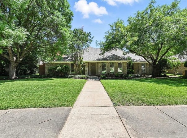 2016 Chestnut Hill Lane, Richardson, TX 75082