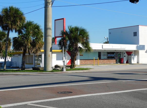8590 N Atlantic Avenue, Cape Canaveral, FL 32920