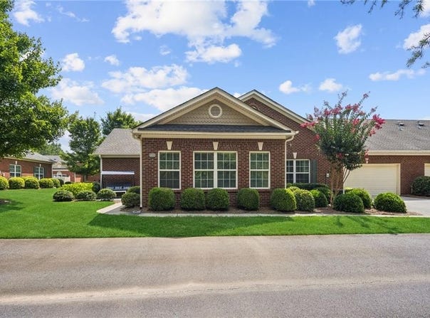 481 Sawnee Corners Drive, Cumming, GA 30040