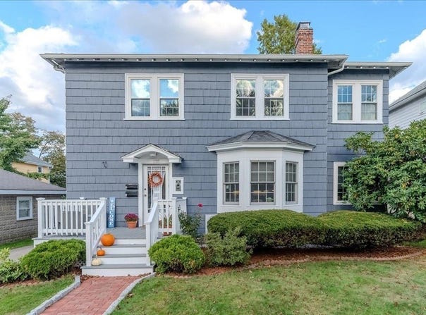 135 Russett Rd, Boston, MA 02132