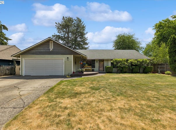 600 NE 22ND St, Gresham, OR 97030