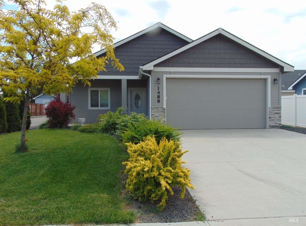 1488 W Idaho Ave., Ontario, OR 97914