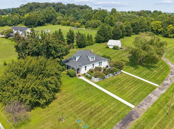 21101 YORK Road, PARKTON, MD 21120