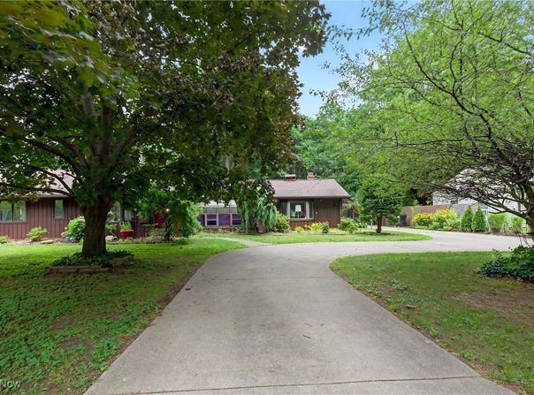 6037 Douglas Drive, Madison, OH 44057