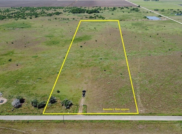 Inez, TX 77968