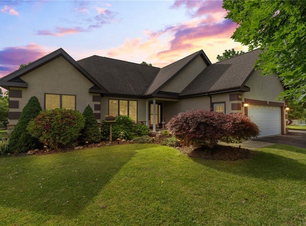 4043 Ontario Center Road, Walworth, NY 14568