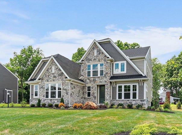 15 Wadestone Lane, Springboro, OH 45066