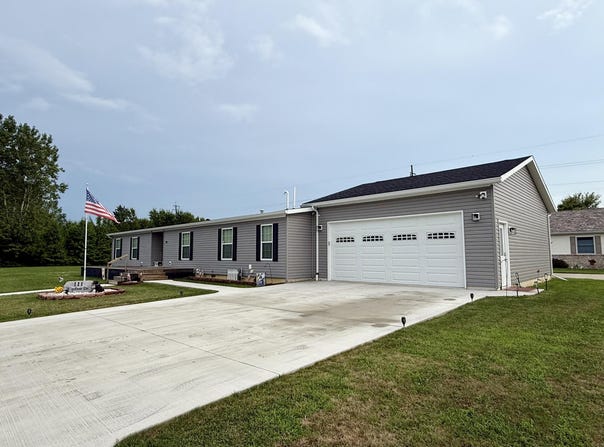 111 Windsor Drive, Saint Marys, OH 45885