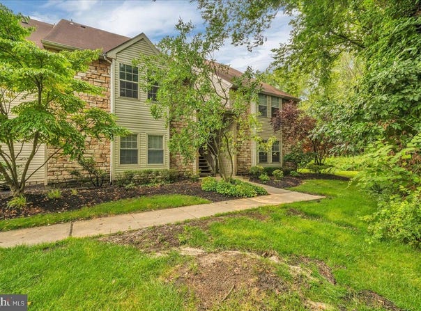 421 TAVISTOCK, CHERRY HILL, NJ 08034