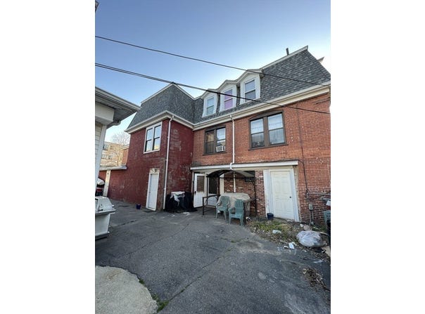 38 Trescott Street, Taunton, MA 02780