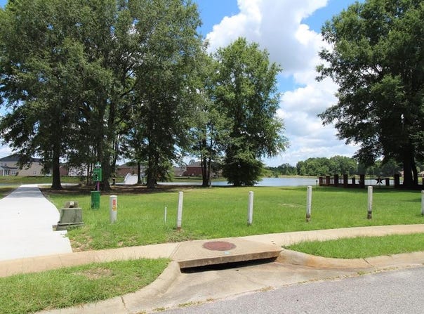 2245 Beachforest, Sumter, SC 29153
