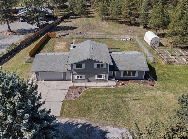 16409 N Birdie Rd, Nine Mile Falls, WA 99026