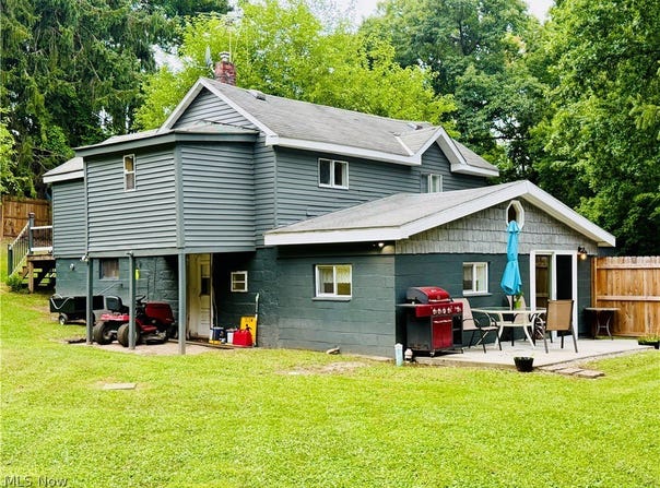 137 Penfield Road, Wintersville, OH 43953