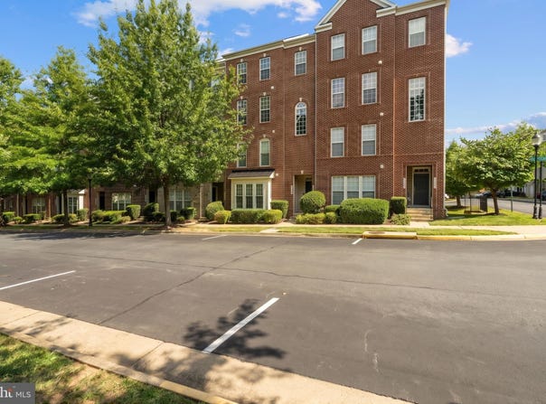 15159 KENTSHIRE Drive, WOODBRIDGE, VA 22191
