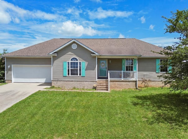 216 Surrey Way, Science Hill, KY 42553