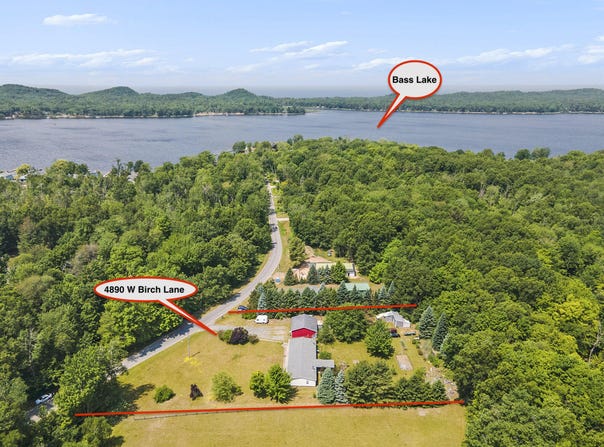 4890 W Birch Lane, Pentwater, MI 49449