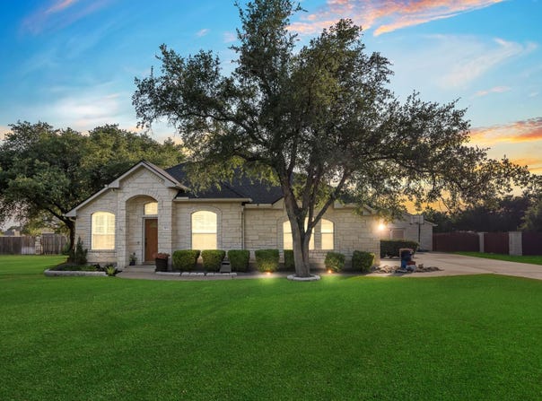 313 Polo Pony, Liberty Hill, TX 78642