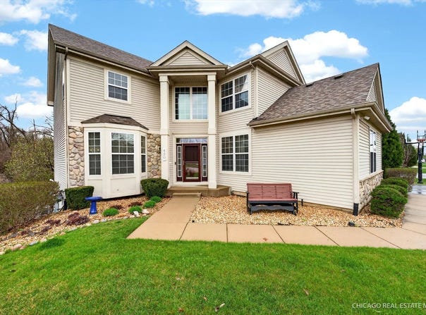 420 Blue Heron Circle, Bartlett, IL 60103