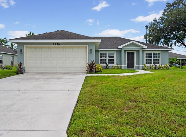 4526 SW Uleta Street, Port Saint Lucie, FL 34953