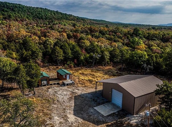 8910 Burris Valley RD, Pittsburg, OK 74560