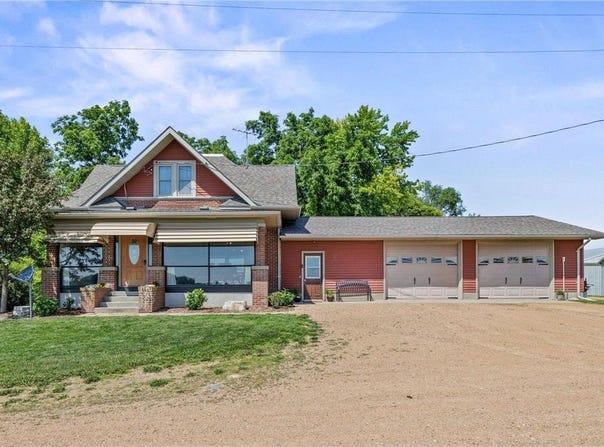 17546 Jade Avenue, Glencoe, MN 55336