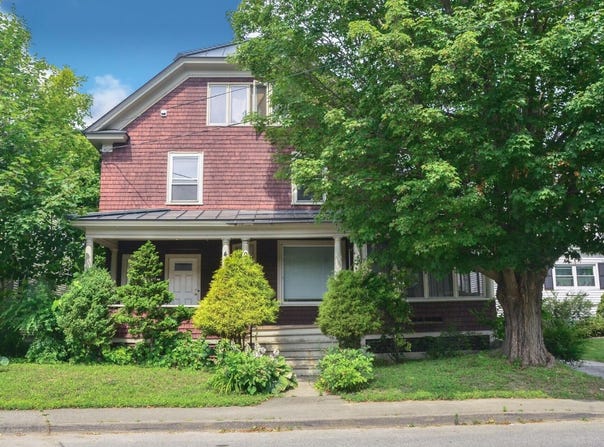 40 Chapel Street, Augusta, ME 04330