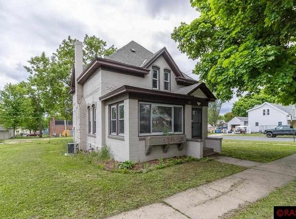 202 E Adams Street, Arlington, MN 55307