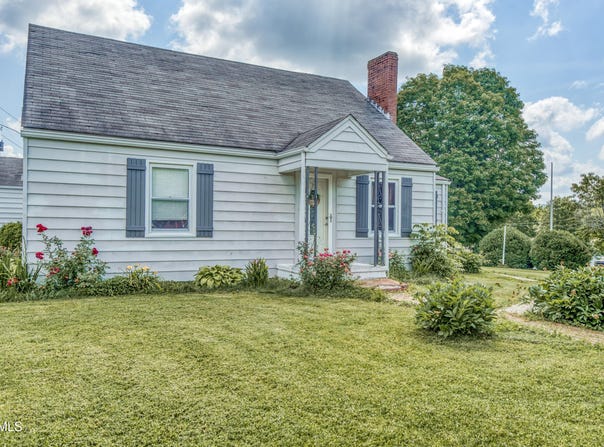 761 Chatham Hill Road, Marion, VA 24354