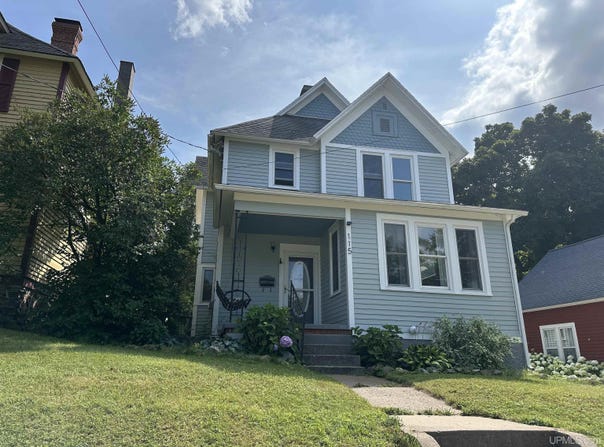 115 W Crescent, Marquette, MI 49855