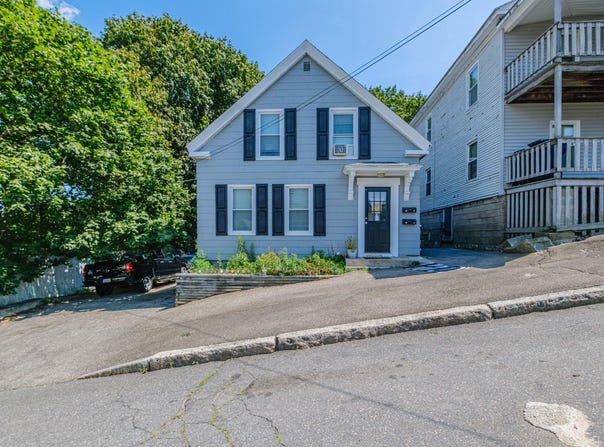 53 Pike Street, Biddeford, ME 04005